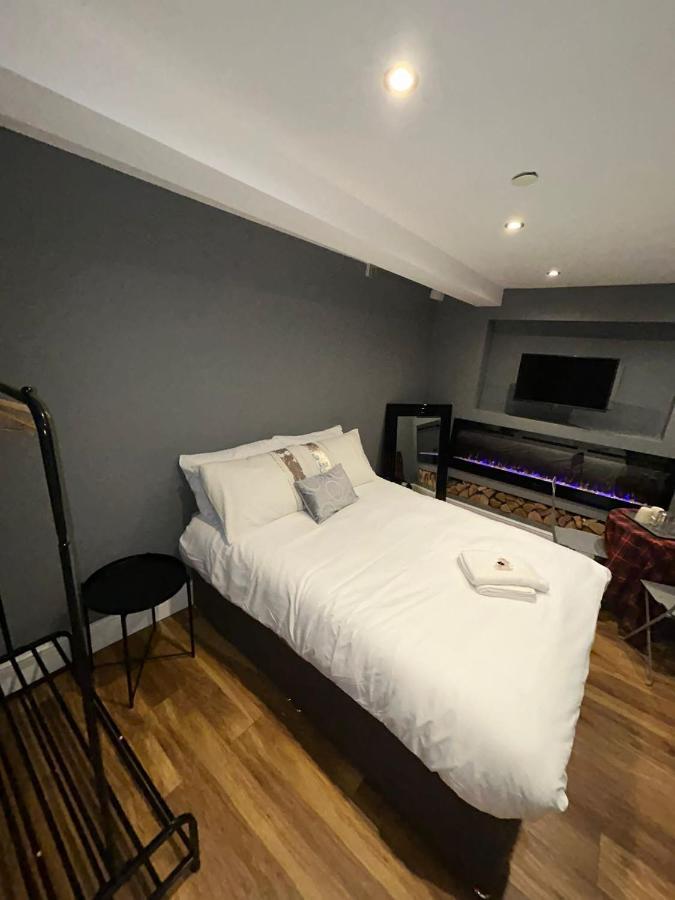 エディンバラCosy Double Bed With Fire Placeアパートメント エクステリア 写真